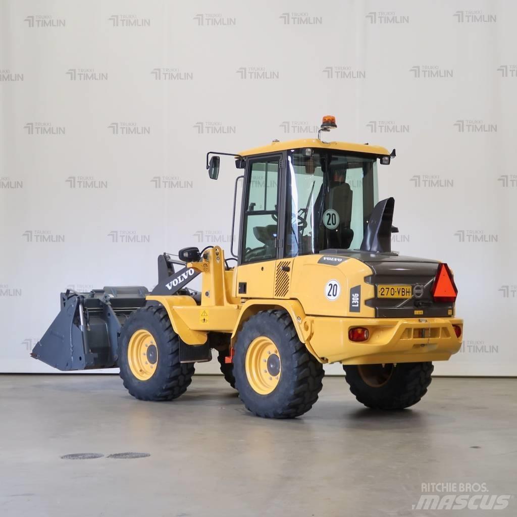 Volvo L30G  휠로우더