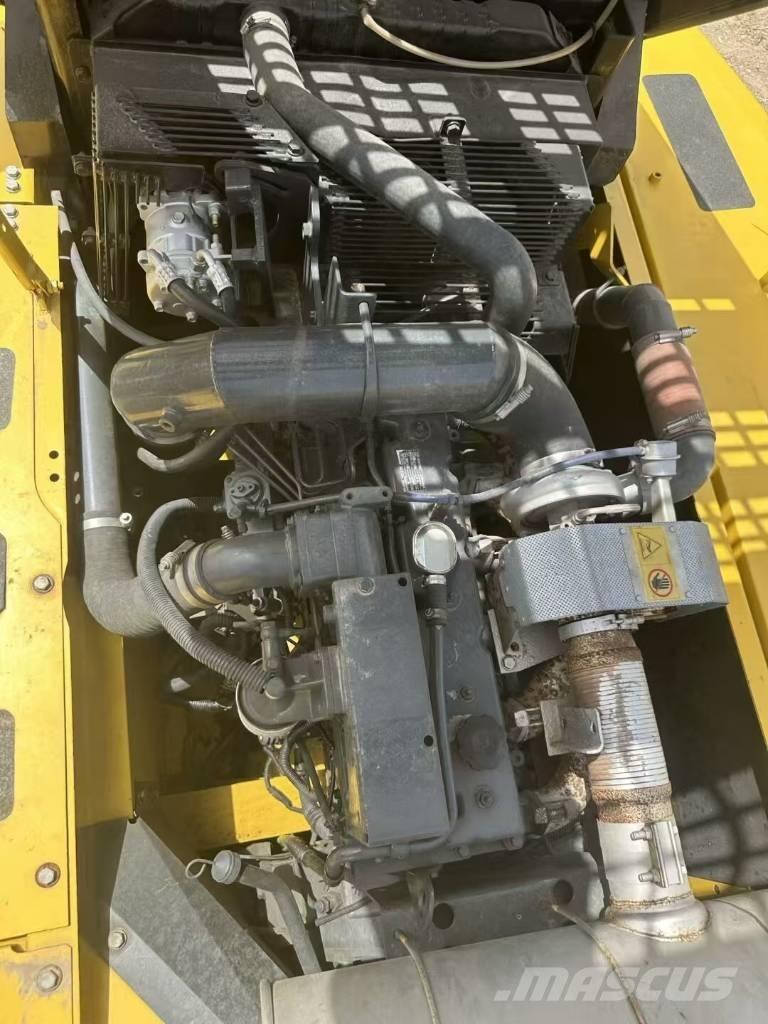 Komatsu PC 350 대형 굴삭기 29톤 이상