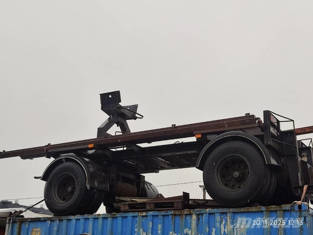 Lokomo A 393 NR A/T 크레인