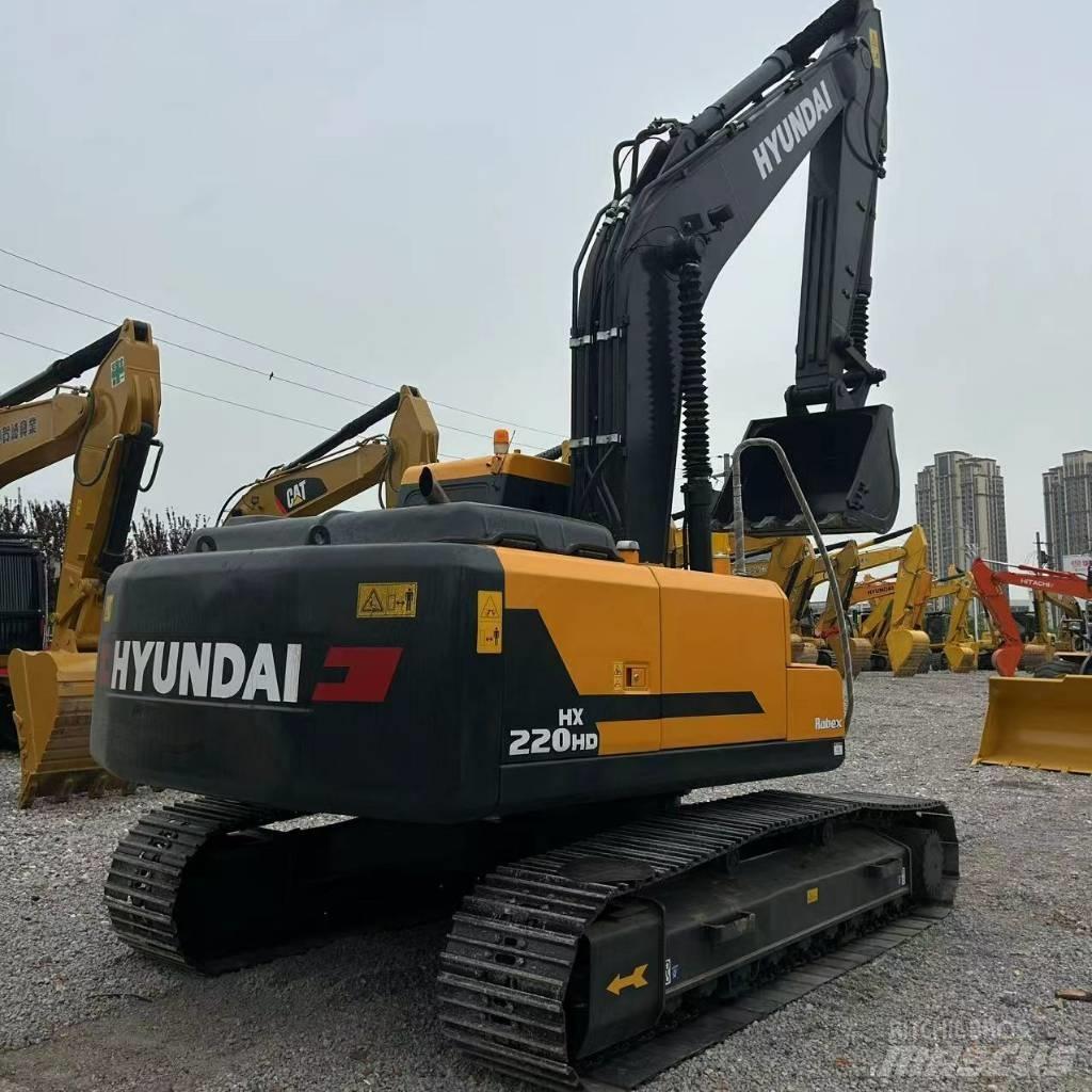 Hyundai 220VS 대형 굴삭기 29톤 이상