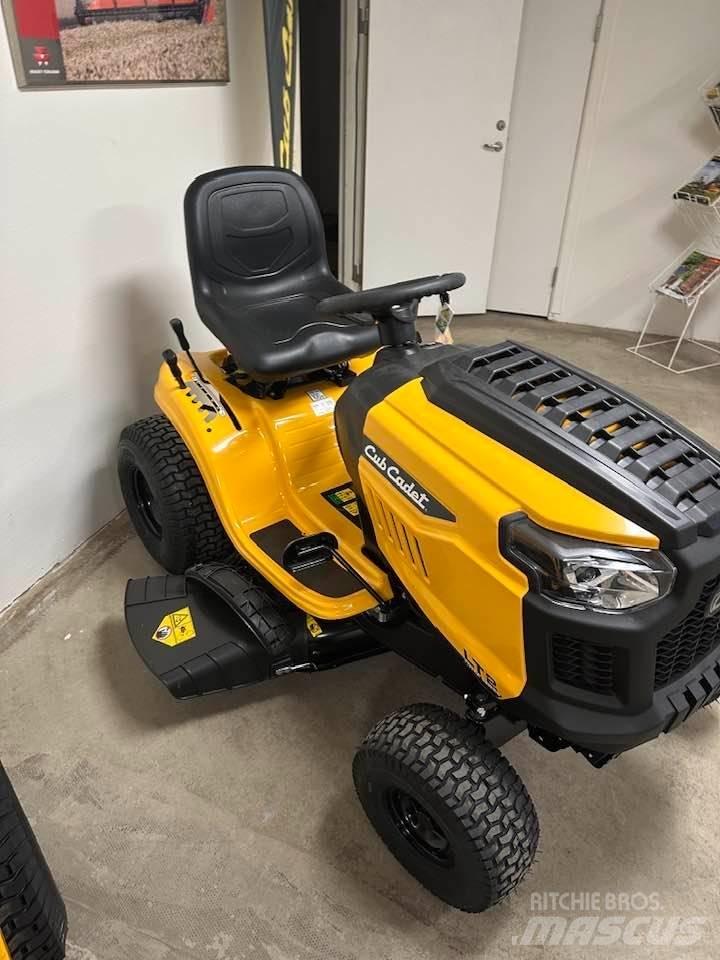 Cub Cadet LT 2 NS92 탑승형 잔디깎기