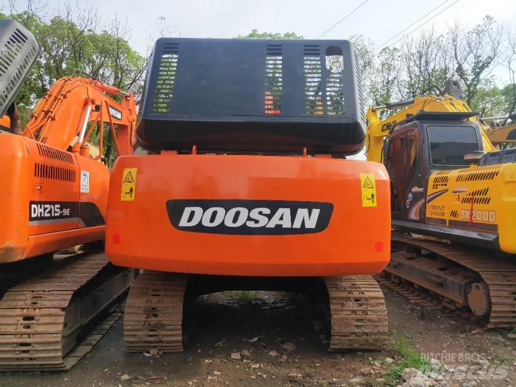 Doosan DH 215-9 대형 굴삭기 29톤 이상