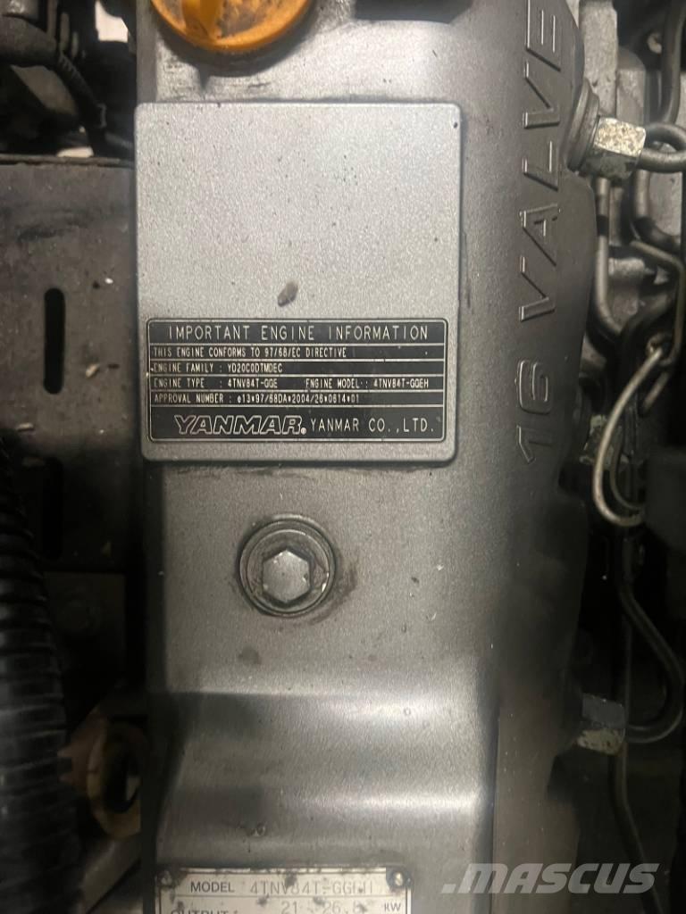 Yanmar 4TNV84T-GGEH 소형 굴삭기 7톤 미만