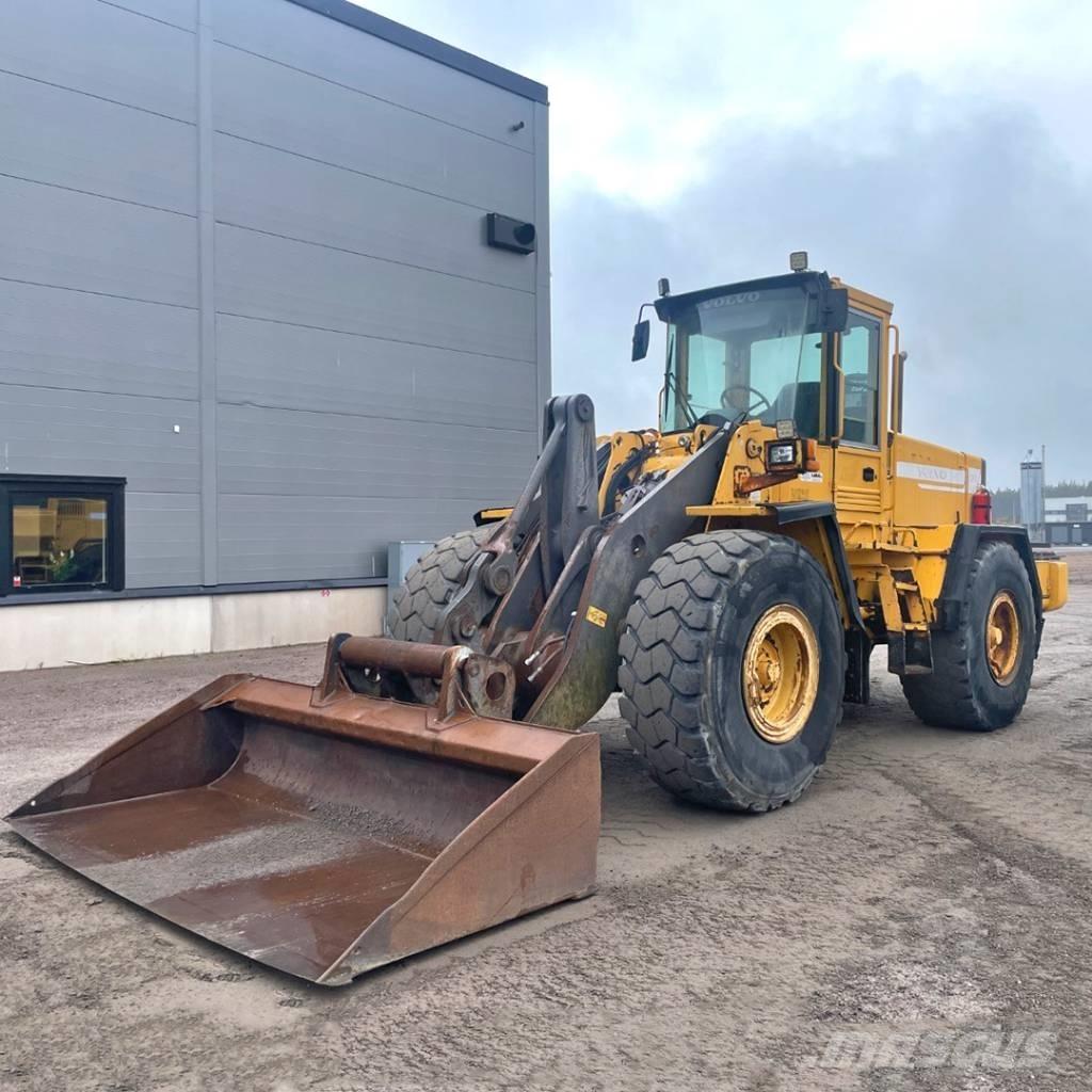 Volvo L 120 C  휠로우더