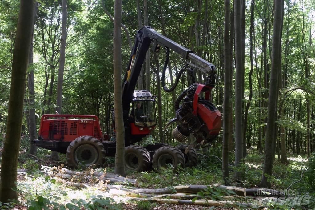 Valmet 911.3 원목 하베스터
