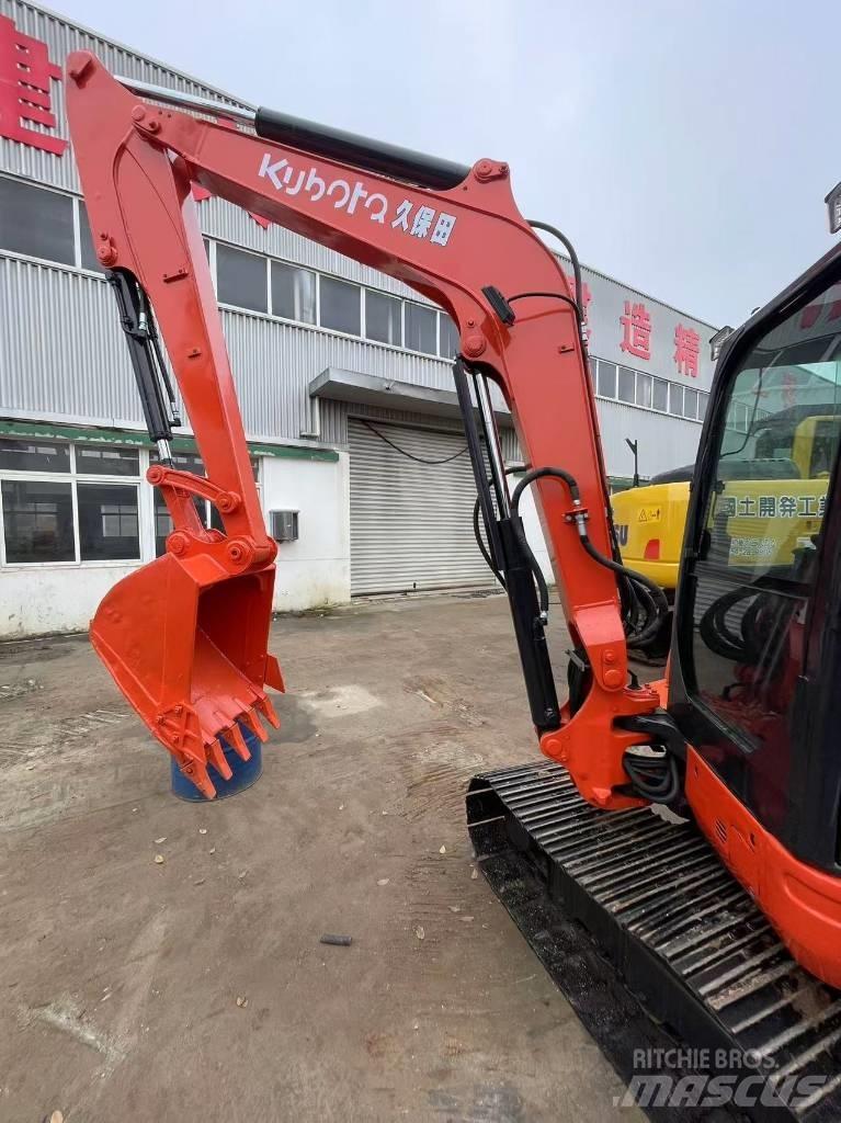 Kubota KX 163 중형굴삭기 7톤-28톤