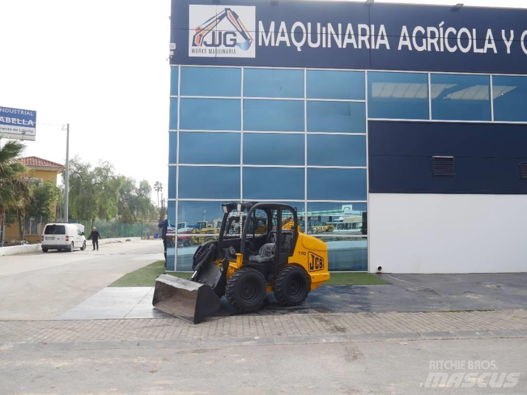 JCB Robot 170  스키드로더