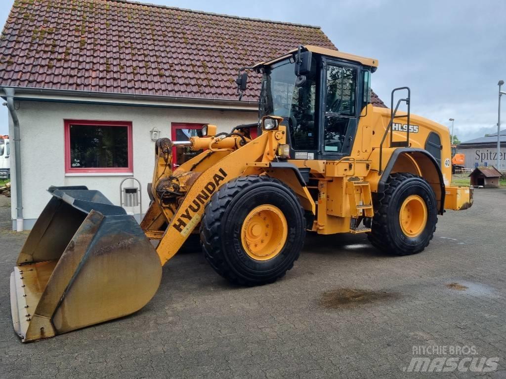 Hyundai HL 955 A  휠로우더