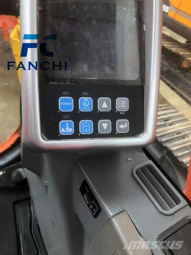 Doosan DX 225 LC 대형 굴삭기 29톤 이상