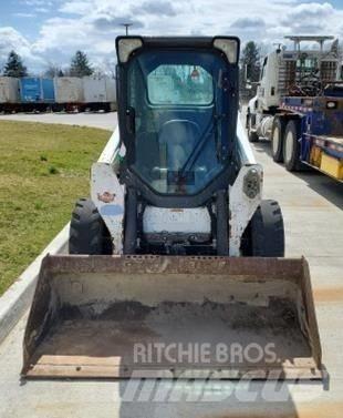 Bobcat S550  스키드로더