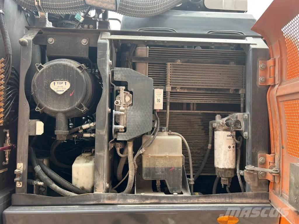 Doosan DX170W-5 폐기물/산업 처리기