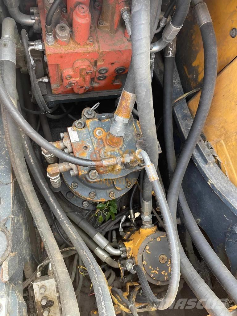 Hyundai 210W-9  휠 굴삭기