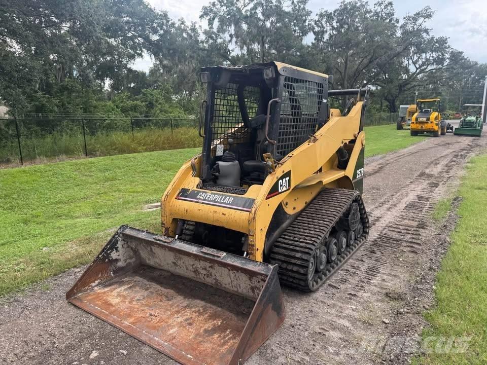 CAT 257B  스키드로더