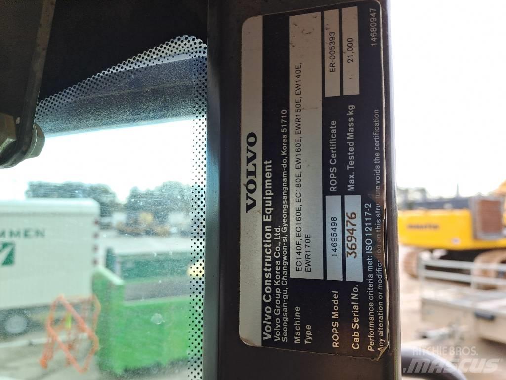 Volvo EC140EL 대형 굴삭기 29톤 이상
