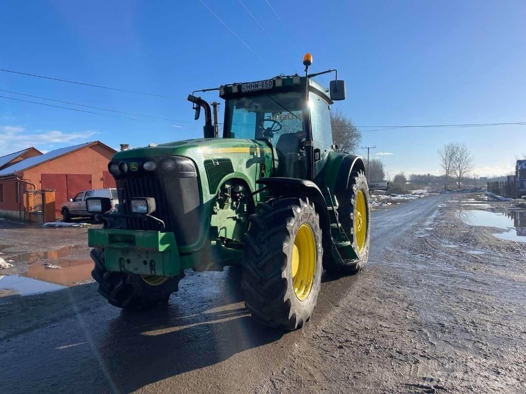 John Deere 8320 트랙터