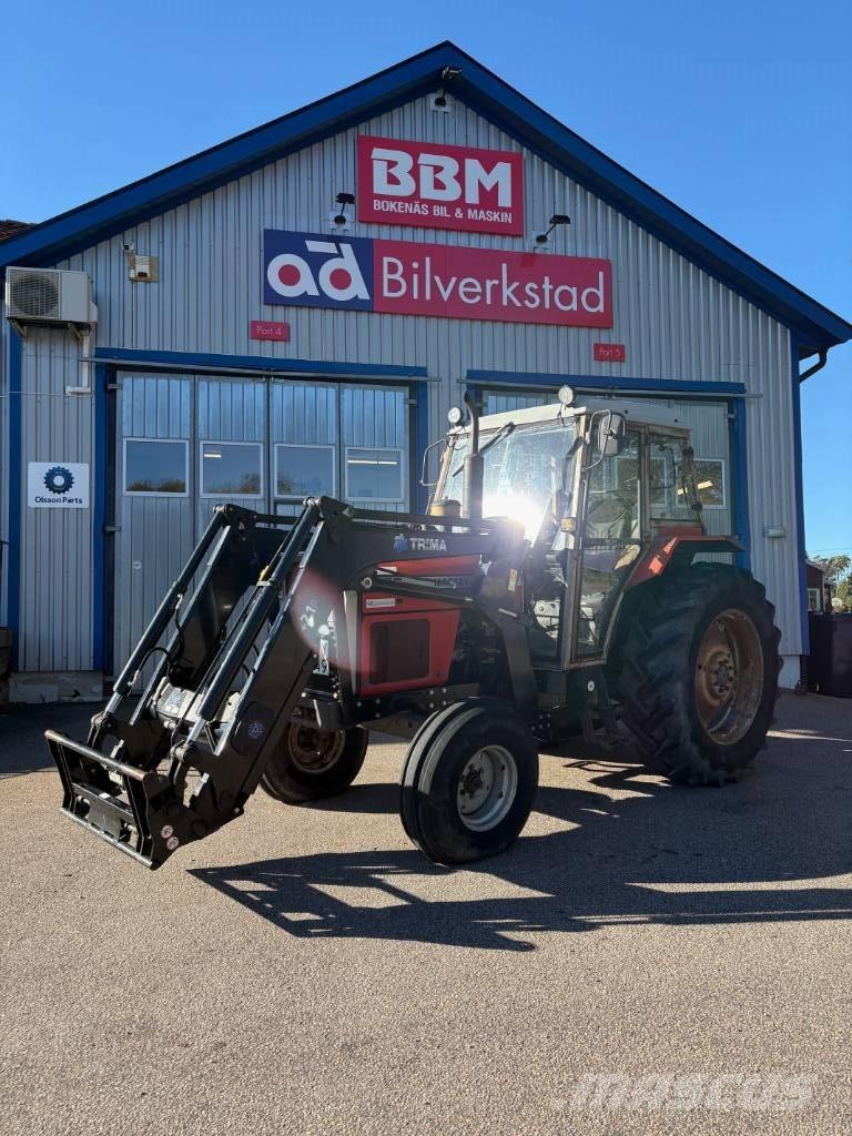 Massey Ferguson 375 트랙터