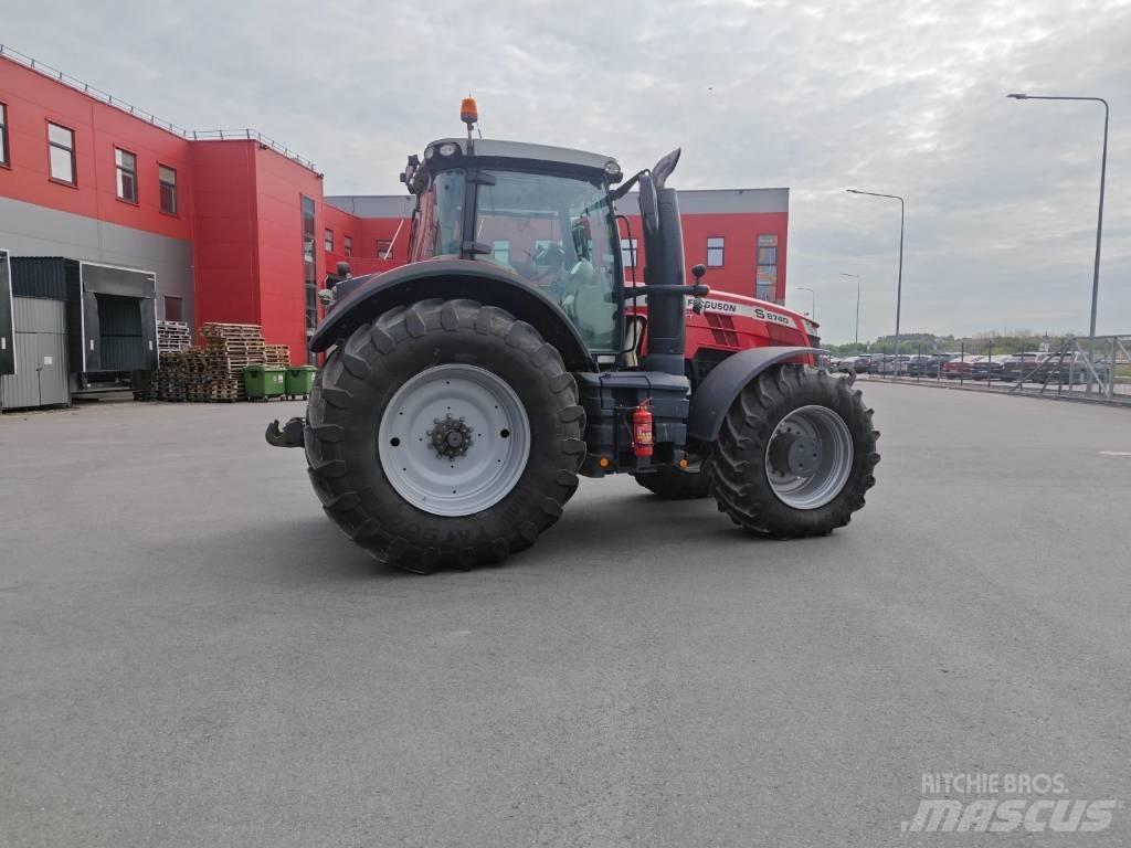 Massey Ferguson 8740 트랙터