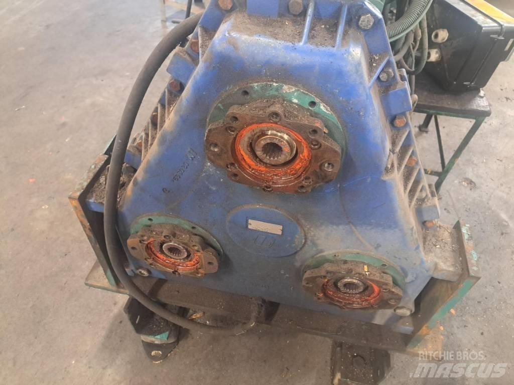 Brevini Transmission 트랜스미션
