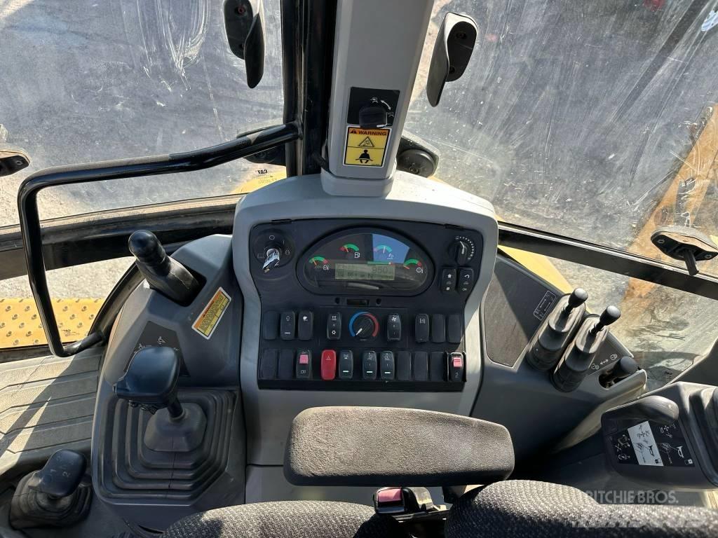 CAT 420F2 백호로더