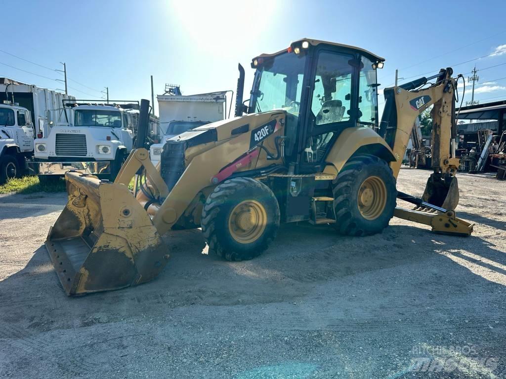 CAT 420F2 백호로더