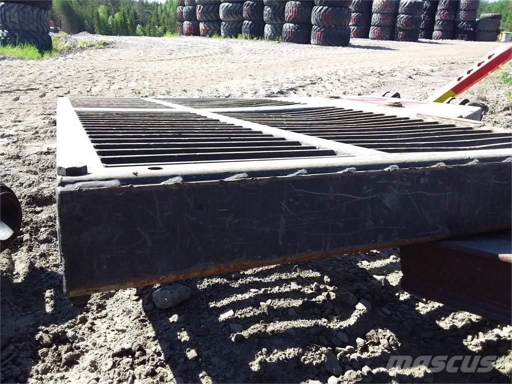 Valmet 840.3 기타 구성품