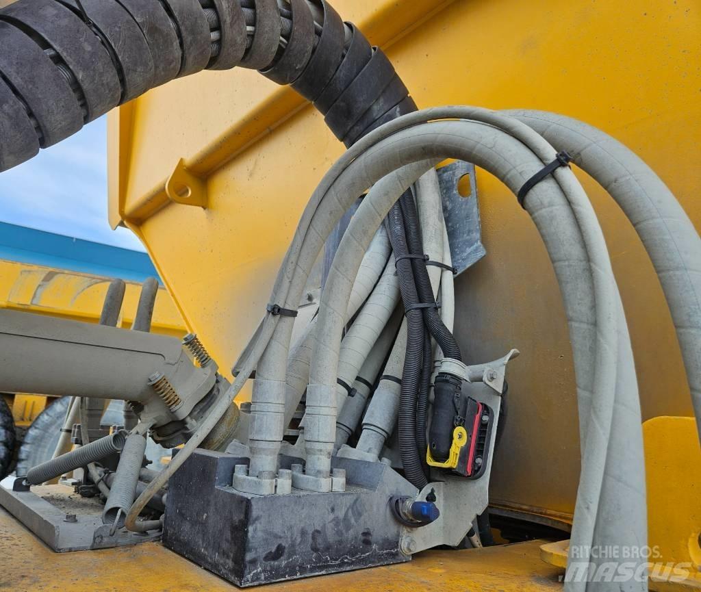 Volvo A 45 G 연결식 홀러