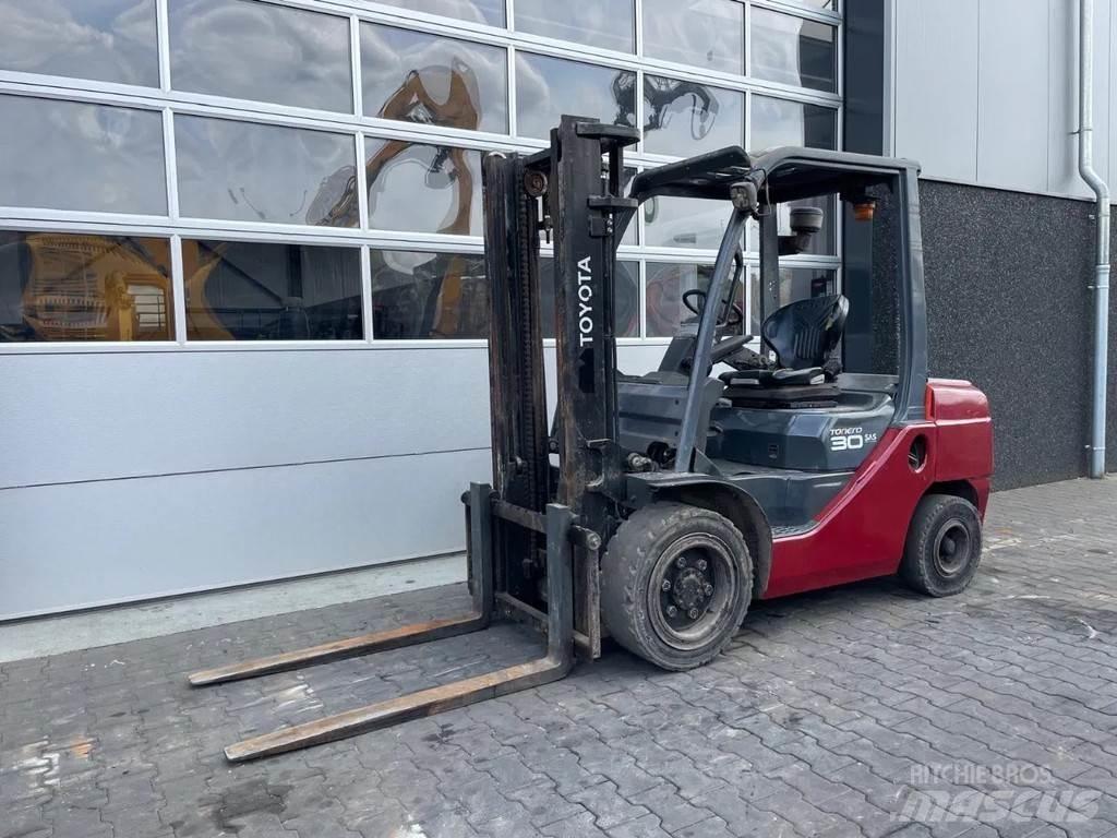 Toyota 02-8DF30 그 외 지게차