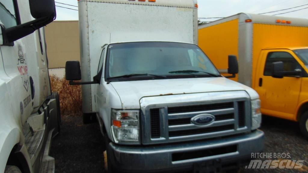 Ford E 450 시립/다목적 차량