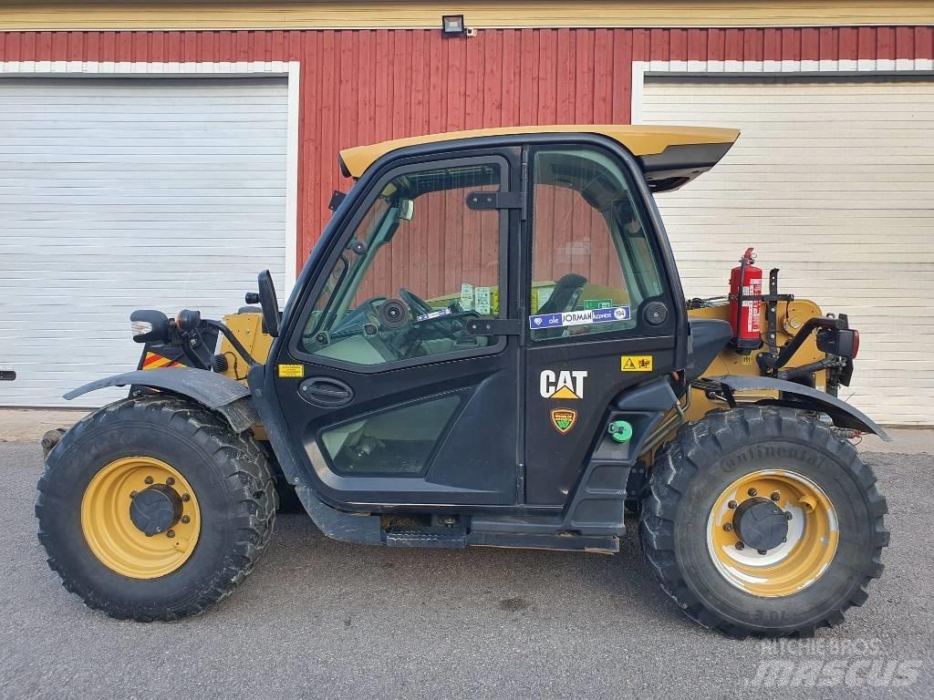 CAT TH306D 농업용 텔레 핸들러