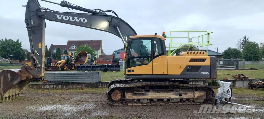 Volvo EC 220 DL 대형 굴삭기 29톤 이상