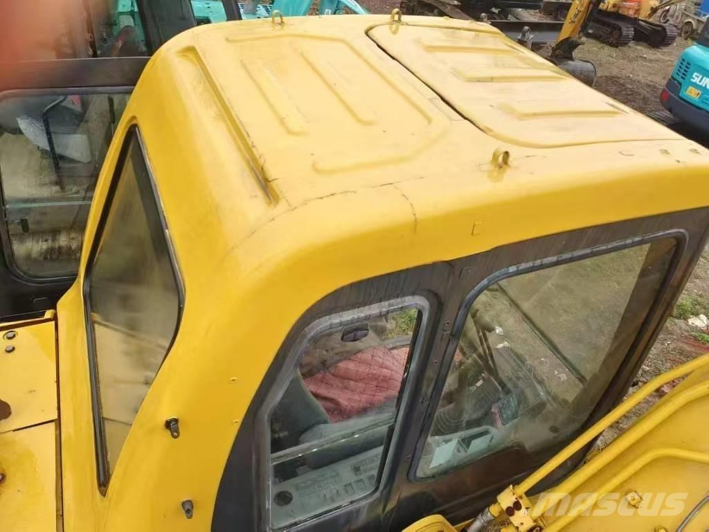 Komatsu PC 120 대형 굴삭기 29톤 이상