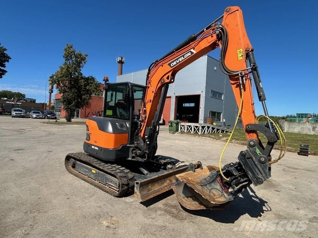 Develon DX 55 R-7 소형 굴삭기 7톤 미만