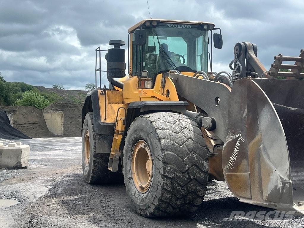 Volvo L 220 G  휠로우더