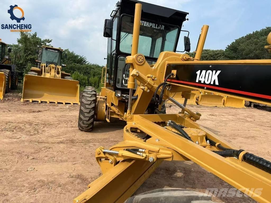 CAT 140K 그레이더