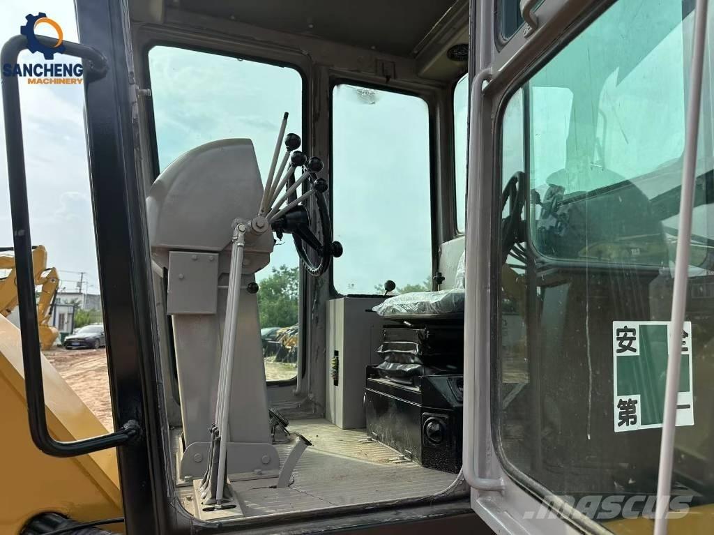 CAT 140K 그레이더