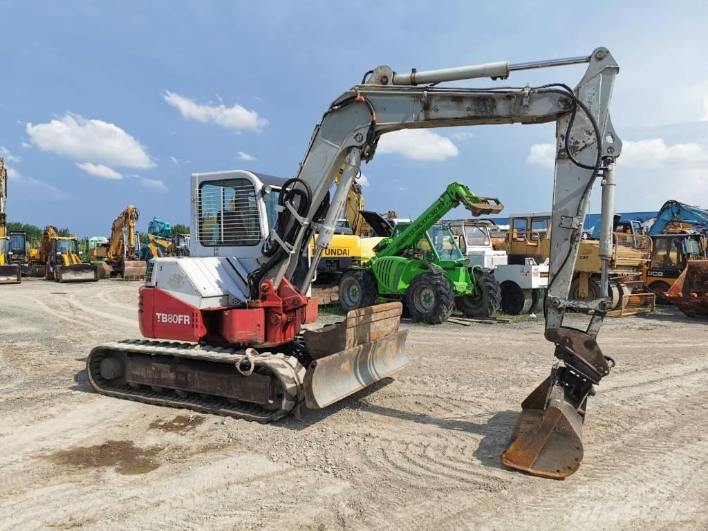 Takeuchi TB80FR 중형굴삭기 7톤-28톤