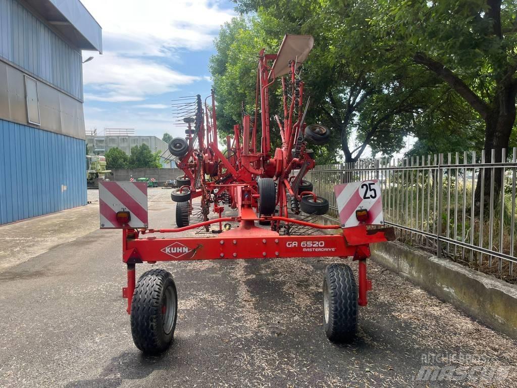 Kuhn GA 8121 윈드로어