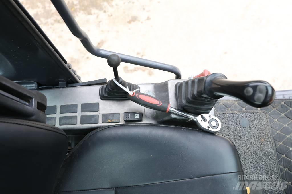 Doosan DX 75-9 C 소형 굴삭기 7톤 미만