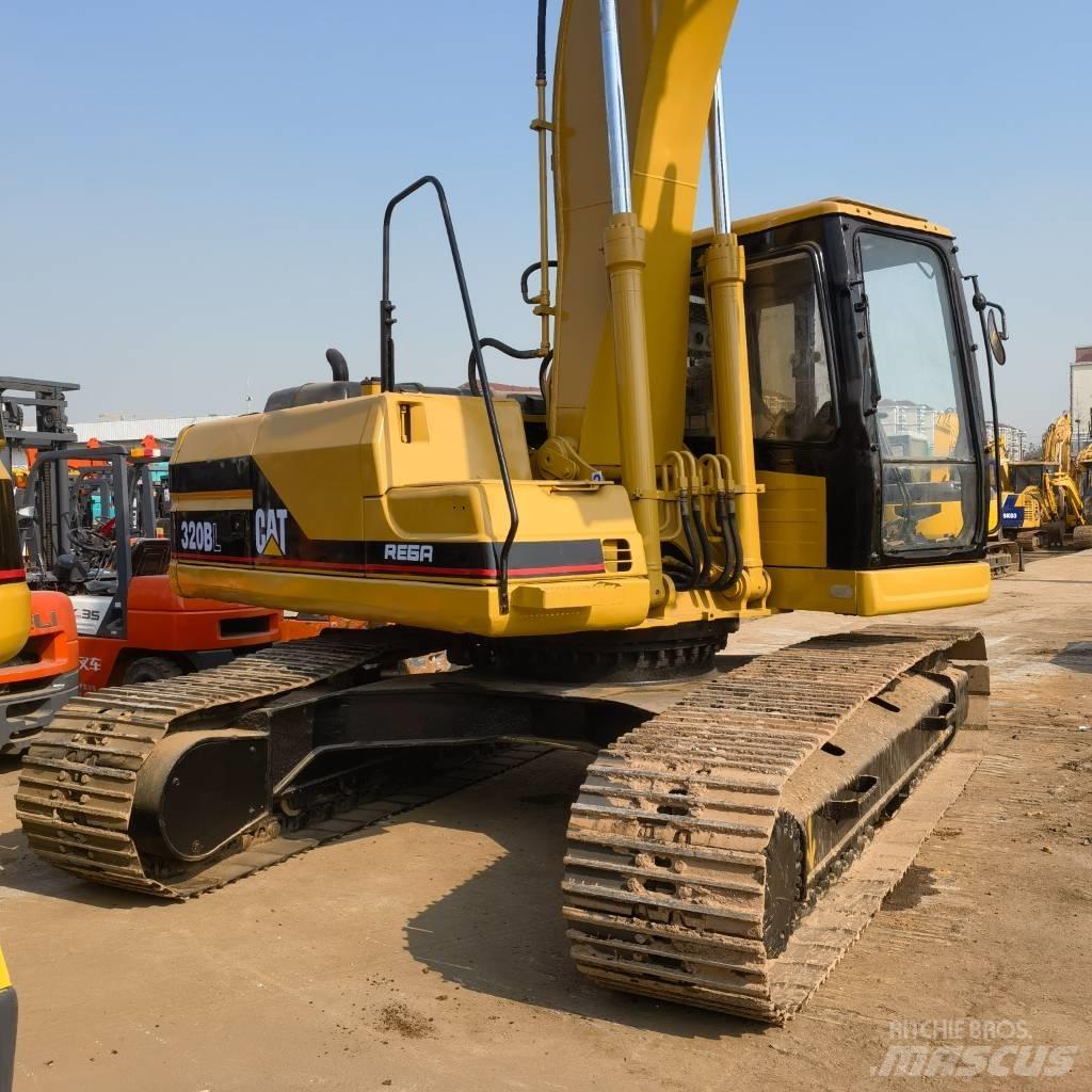CAT 320 B L 대형 굴삭기 29톤 이상