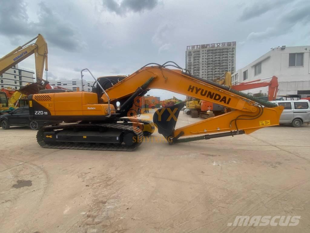 Hyundai Robex 220-9 대형 굴삭기 29톤 이상