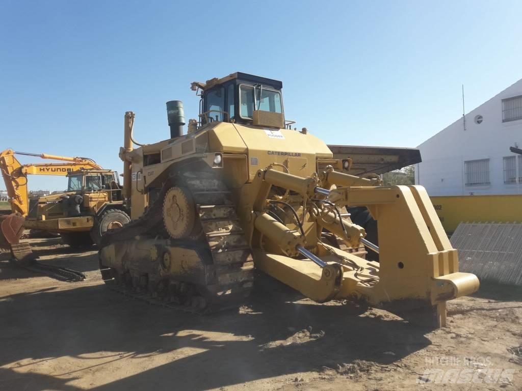 CAT D 10 크롤러 도저