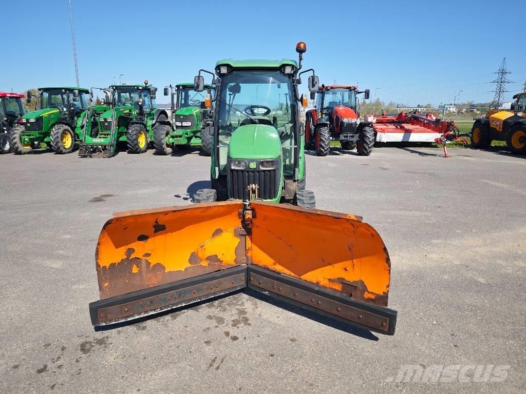 John Deere 3720 소형 트랙터