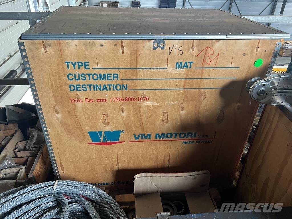 Detroit VM D756TPE2 엔진