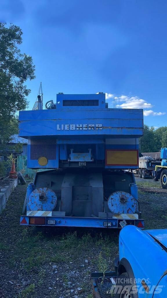 Liebherr LT 90 A/T 크레인