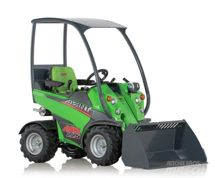 Avant 225  휠로우더