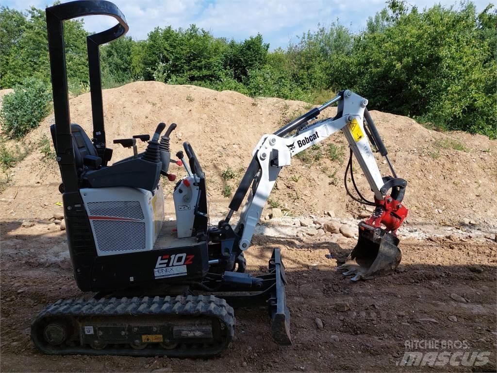 Bobcat E10Z 백호로더