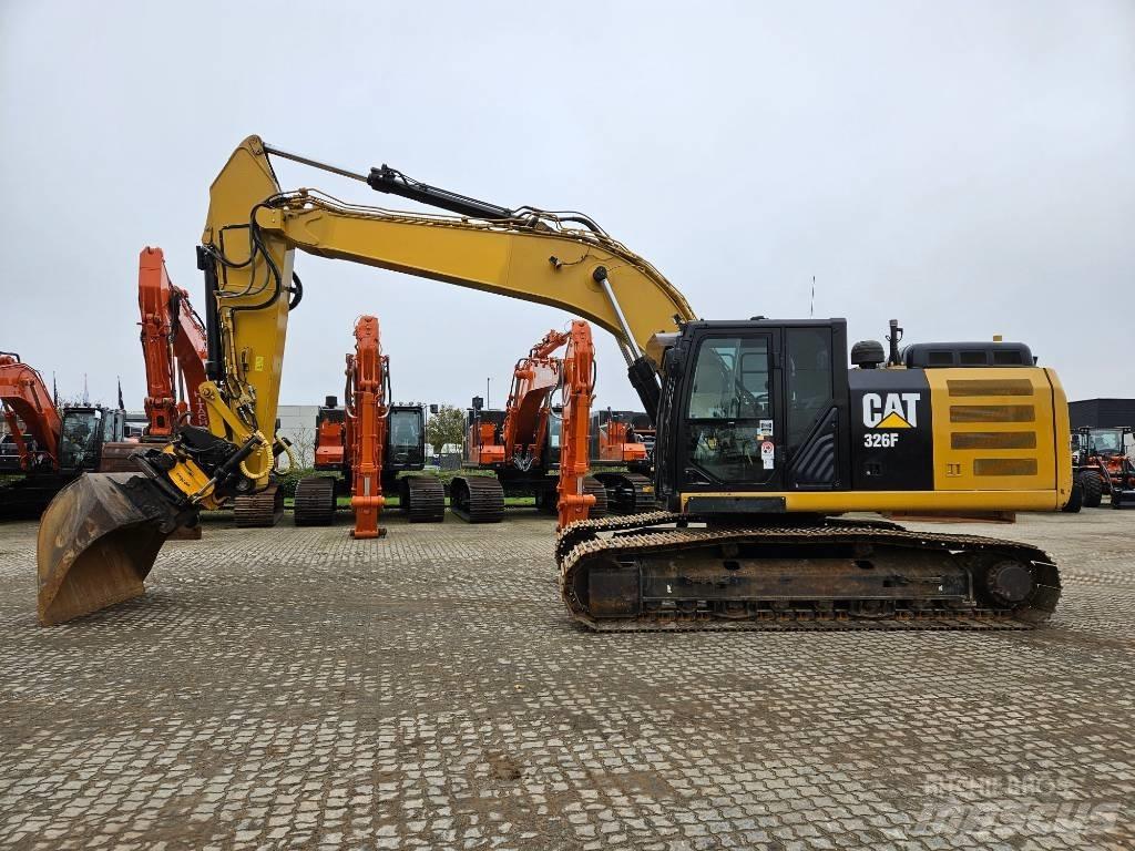 CAT 326 F L 대형 굴삭기 29톤 이상