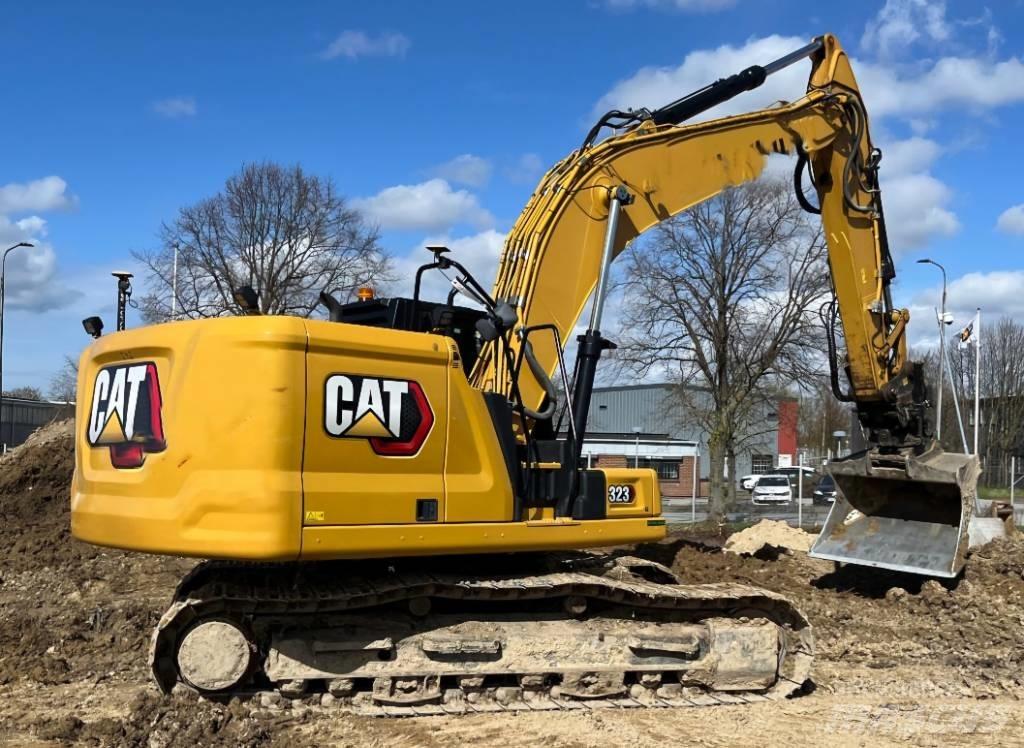 CAT 320 대형 굴삭기 29톤 이상