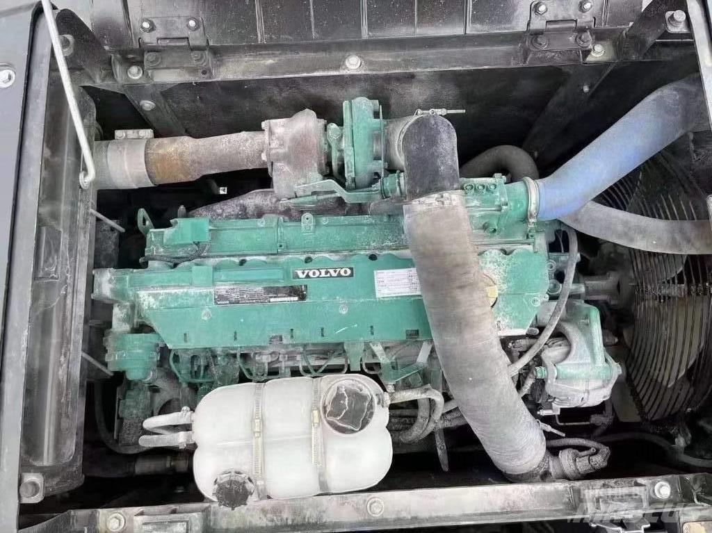 Volvo ec240 대형 굴삭기 29톤 이상