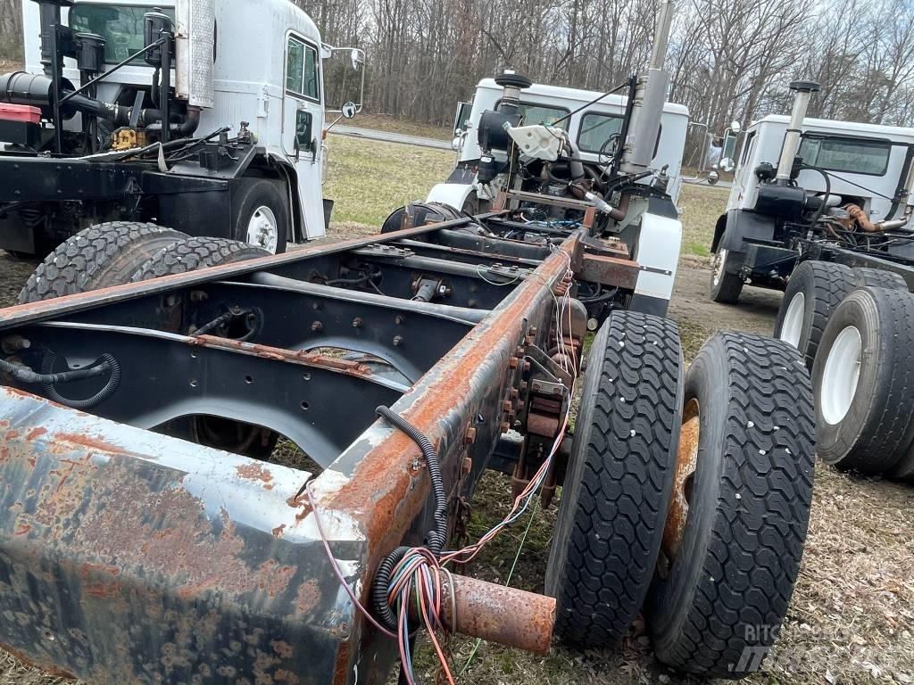 Autocar XPEDITOR 새시 운전실 트럭
